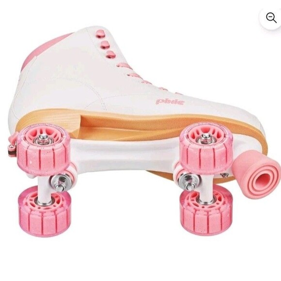Roller Derby Pixie Adjustable Women’s Roller Skates Size 7-10 New in Box Free Sh - Picture 3 of 7